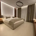 Pearl Garden 아파트 *