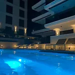 Pearl Garden 아파트 프리모스턴