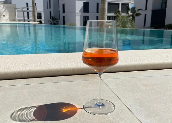 Pearl Garden Apartman *